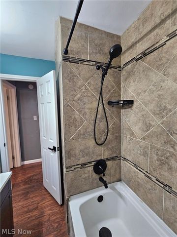 1368 Orlando Avenue, Akron, OH 44320