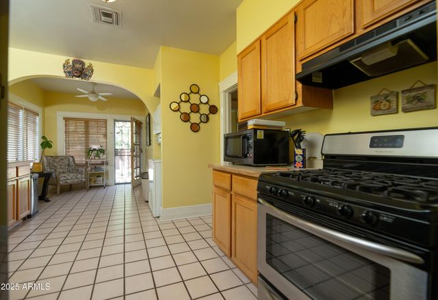 1650 N 10TH Street, Phoenix, AZ 85006