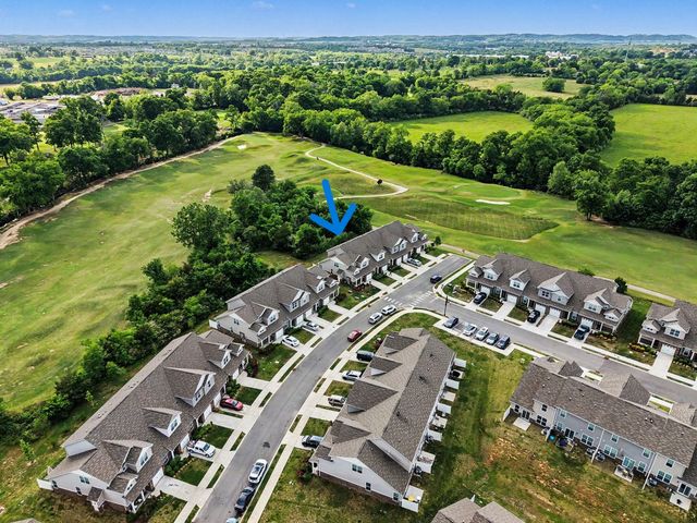 685 Birdie Dr, Spring Hill, TN 37174