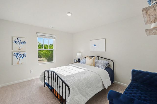 685 Birdie Dr, Spring Hill, TN 37174