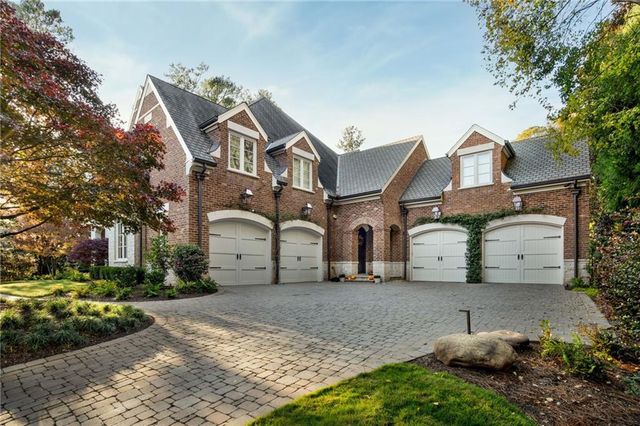 5250 London Drive, Atlanta, GA 30327