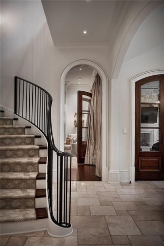 5250 London Drive, Atlanta, GA 30327