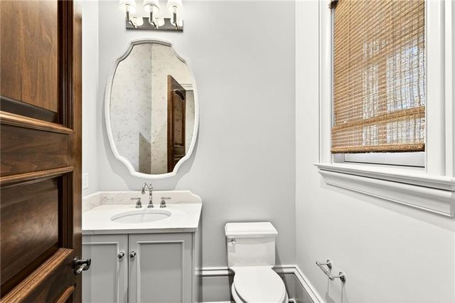 5250 London Drive, Atlanta, GA 30327