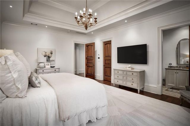 5250 London Drive, Atlanta, GA 30327