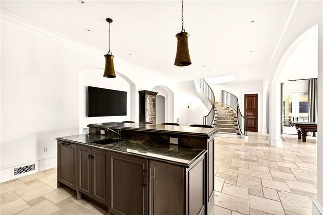 5250 London Drive, Atlanta, GA 30327