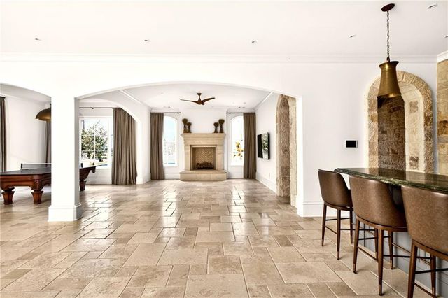 5250 London Drive, Atlanta, GA 30327