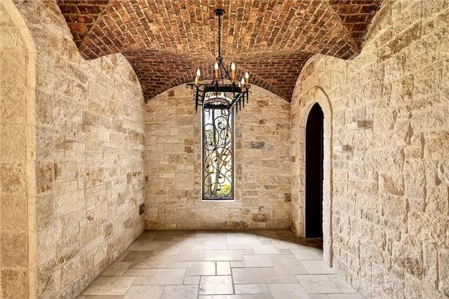 5250 London Drive, Atlanta, GA 30327