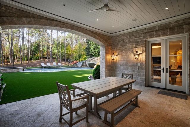 5250 London Drive, Atlanta, GA 30327