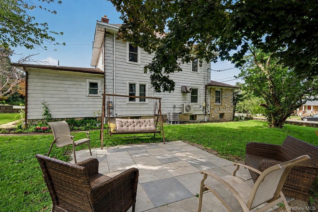 127 Highland Avenue, Verplanck, NY 10596 — photo 3