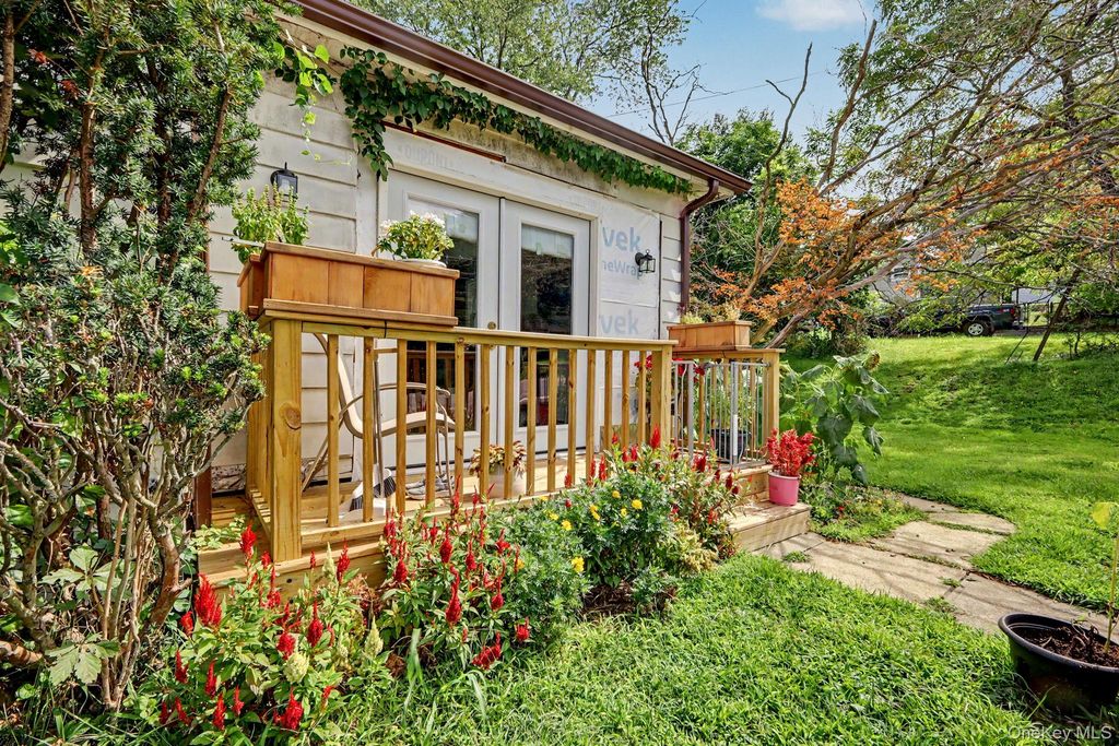 127 Highland Avenue, Verplanck, NY 10596 — photo 5