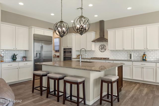 13683 N Hidden Springs Drive, Oro Valley, AZ 85755