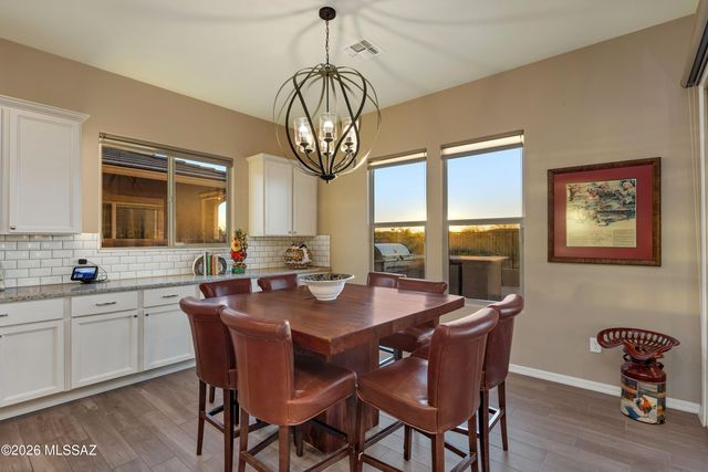 13683 N Hidden Springs Drive, Oro Valley, AZ 85755