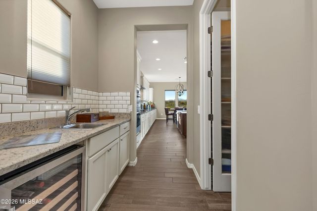 13683 N Hidden Springs Drive, Oro Valley, AZ 85755