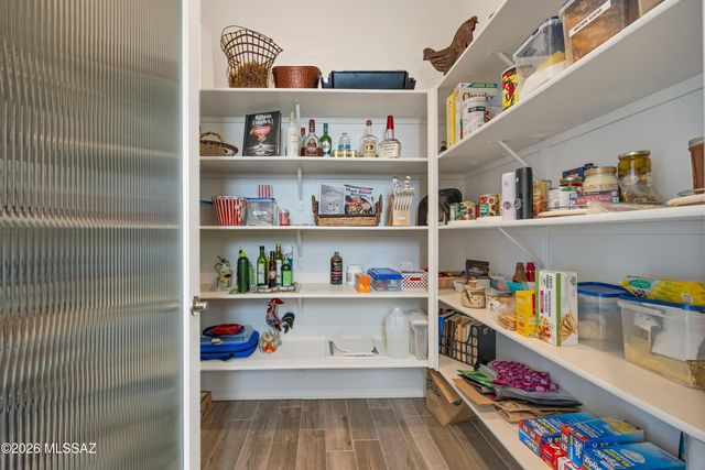 13683 N Hidden Springs Drive, Oro Valley, AZ 85755