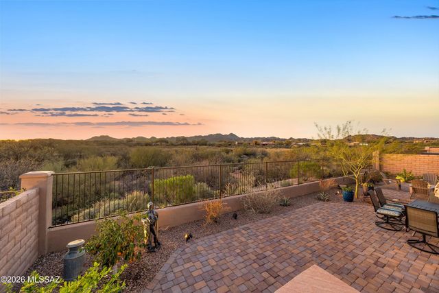13683 N Hidden Springs Drive, Oro Valley, AZ 85755