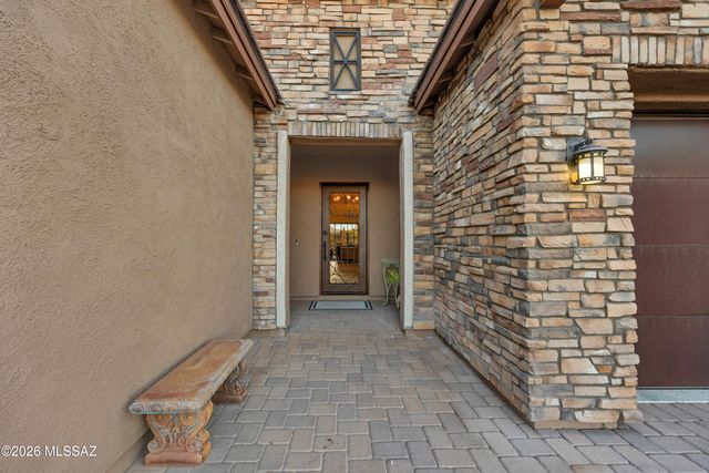 13683 N Hidden Springs Drive, Oro Valley, AZ 85755