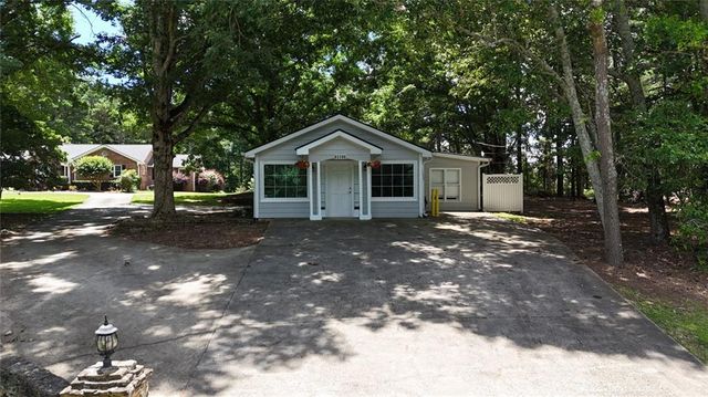 6339B Gaines Ferry Road, Flowery Branch, GA 30542
