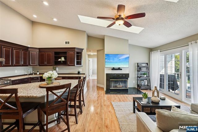 1088 Ash Drive 1088, Mahwah, NJ 07430