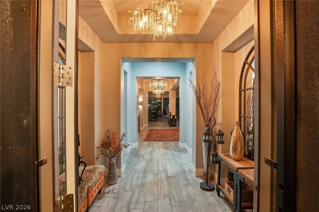 8713 Long Winter Court, Las Vegas, NV 89131