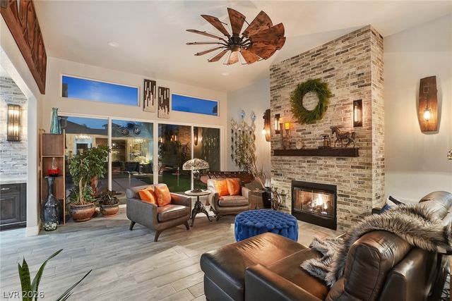 8713 Long Winter Court, Las Vegas, NV 89131