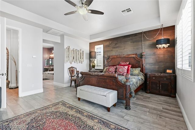 8713 Long Winter Court, Las Vegas, NV 89131