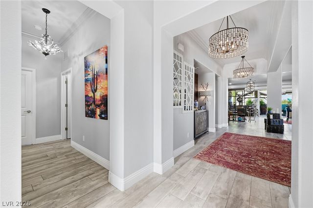 8713 Long Winter Court, Las Vegas, NV 89131