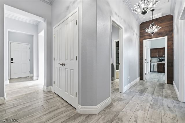 8713 Long Winter Court, Las Vegas, NV 89131
