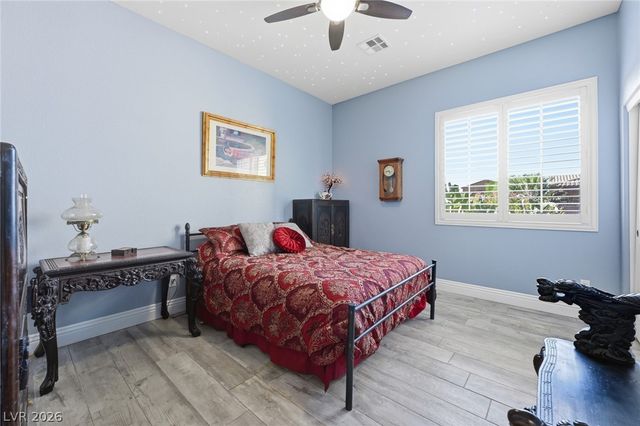 8713 Long Winter Court, Las Vegas, NV 89131