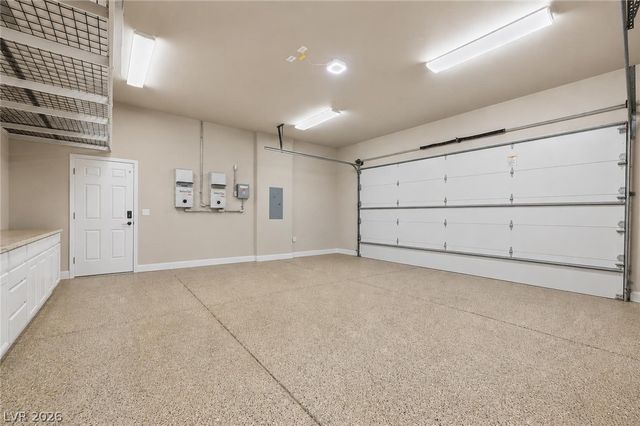 8713 Long Winter Court, Las Vegas, NV 89131