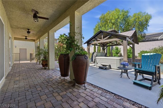8713 Long Winter Court, Las Vegas, NV 89131