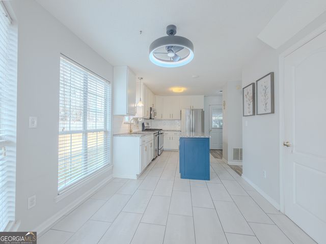 721 Fieldstream Way, Stockbridge, GA 30281