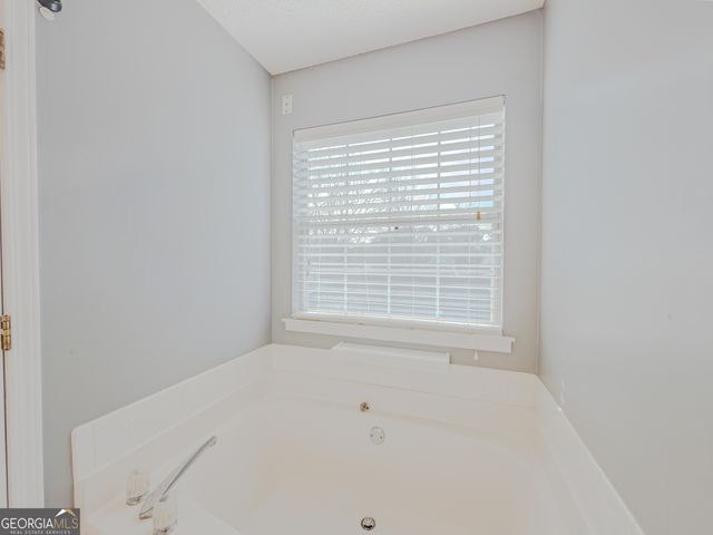 721 Fieldstream Way, Stockbridge, GA 30281