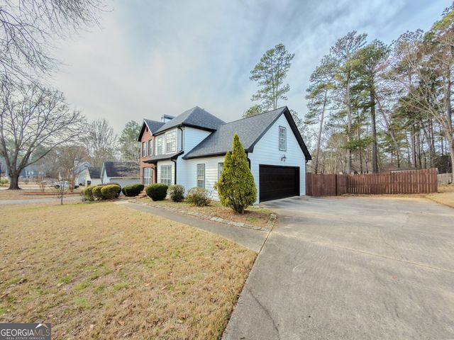 721 Fieldstream Way, Stockbridge, GA 30281