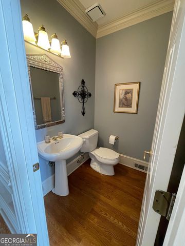 5338 Dunwoody Club Creek, Dunwoody, GA 30360