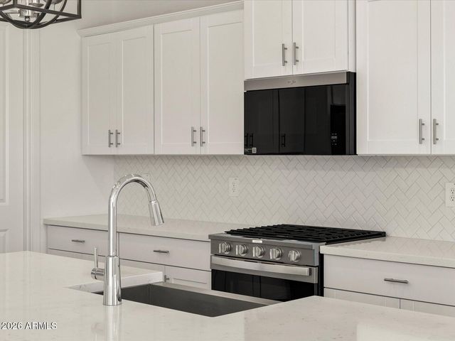 2484 E VINTAGE Drive, San Tan Valley, AZ 85143