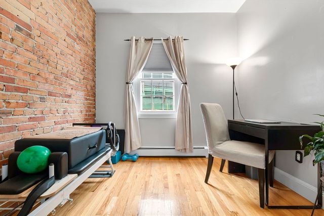 23 Chestnut St 3L, Chelsea, MA 02150