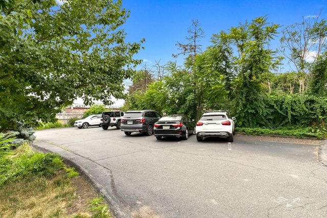 23 Chestnut St 3L, Chelsea, MA 02150