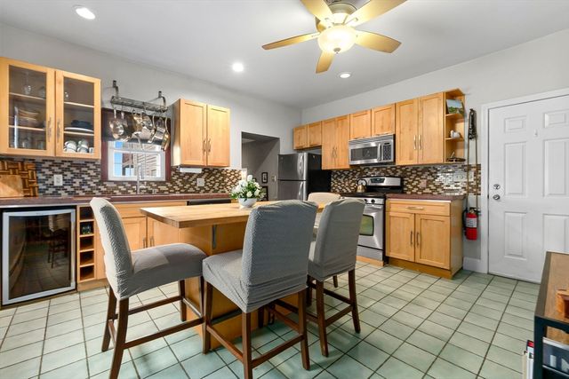23 Chestnut St 3L, Chelsea, MA 02150