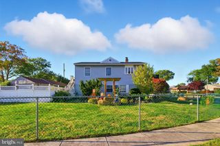 76 GRIDIRON RD #1ST FL, Levittown, PA 19057