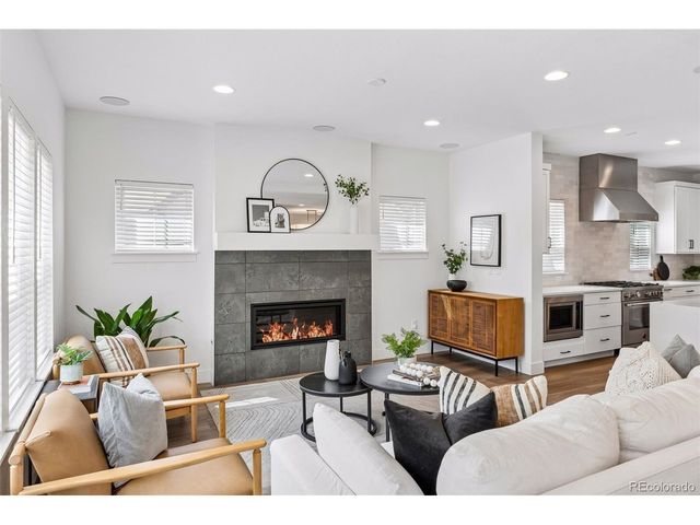402 E Geneseo St, Lafayette, CO 80026