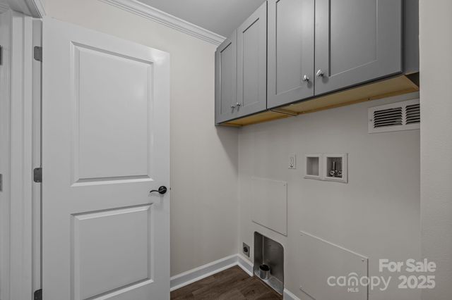 215 McCoy Cove, Black Mountain, NC 28711