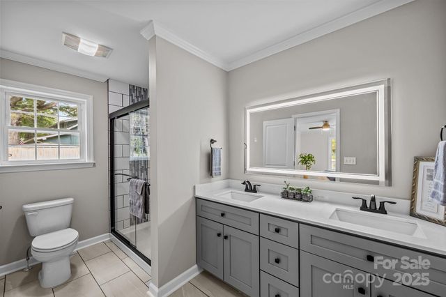 215 McCoy Cove, Black Mountain, NC 28711