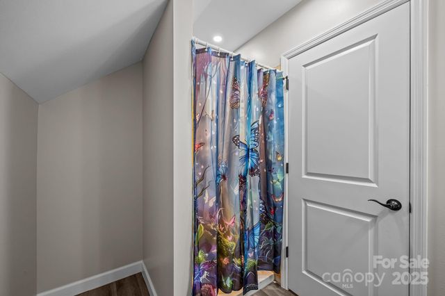 215 McCoy Cove, Black Mountain, NC 28711