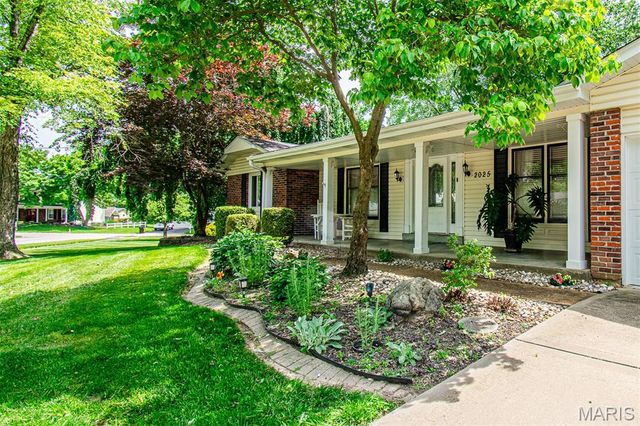 2025 RURLINE Drive, St Louis, MO 63146