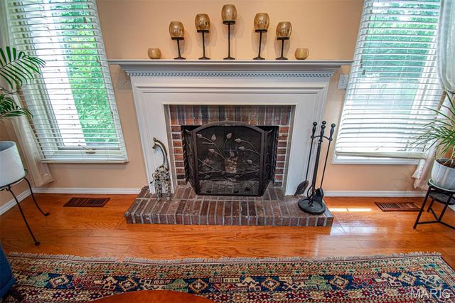 2025 RURLINE Drive, St Louis, MO 63146