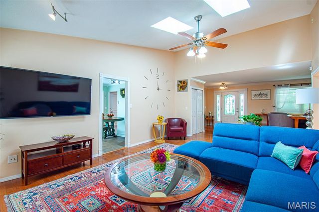 2025 RURLINE Drive, St Louis, MO 63146