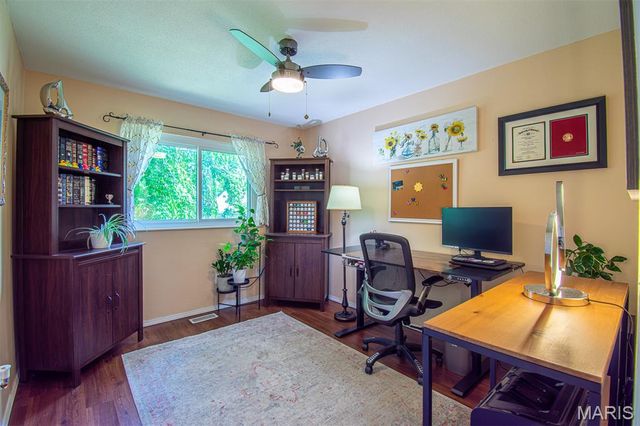 2025 RURLINE Drive, St Louis, MO 63146