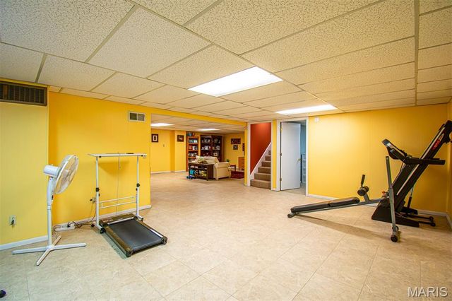 2025 RURLINE Drive, St Louis, MO 63146