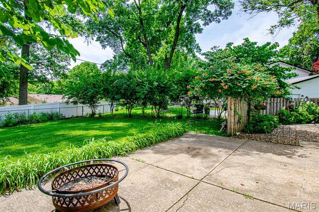 2025 RURLINE Drive, St Louis, MO 63146