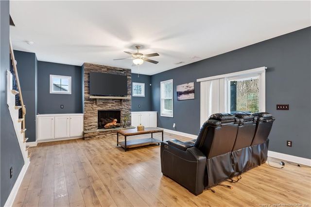 136 Edgefield Drive, Sanford, NC 27332